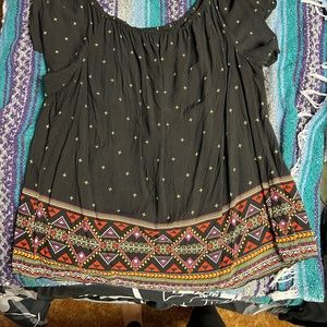 Off shoulder Torrid top